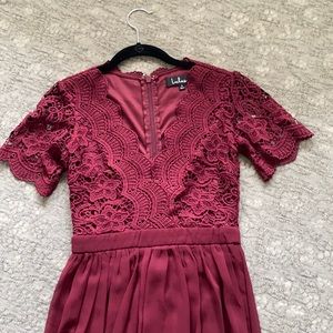 Lulu’s Burgundy Short Dress